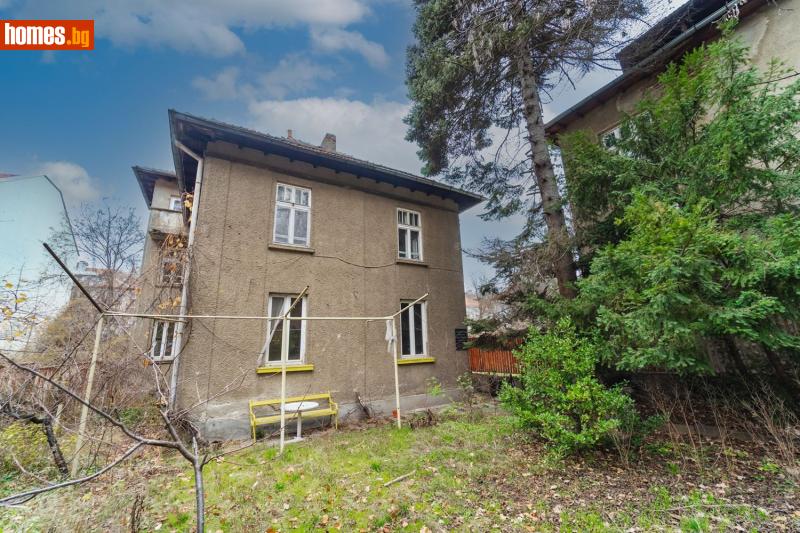 Къща, 270m²