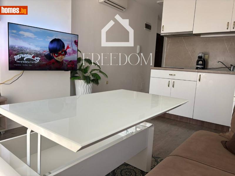 Двустаен, 86m²