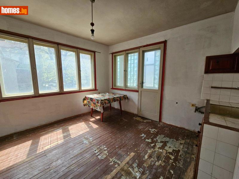 Тристаен, 95m² - Жк. Христо Смирненски, Пловдив - Апартамент за продажба - Хоби Имоти - 118472683