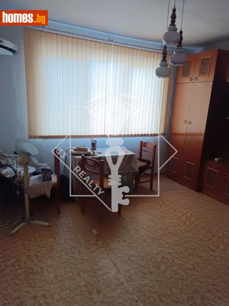 Тристаен, 98m² - Кв. Съдийски, Пловдив - Апартамент за продажба - 33 Realty - 118658760