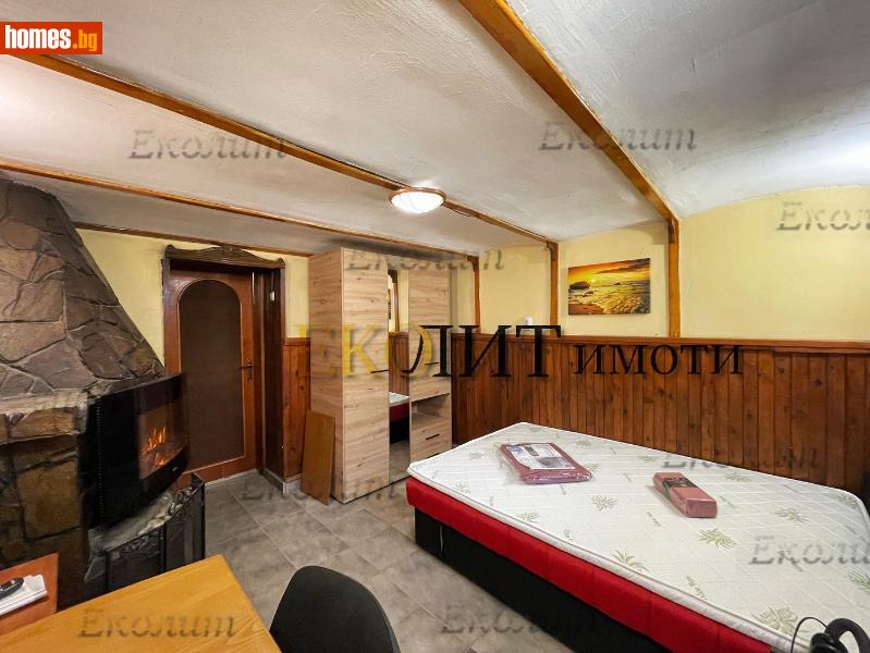 Етаж от къща, 60m² -  Център, София - Къща под наем - Еколит - 118668597