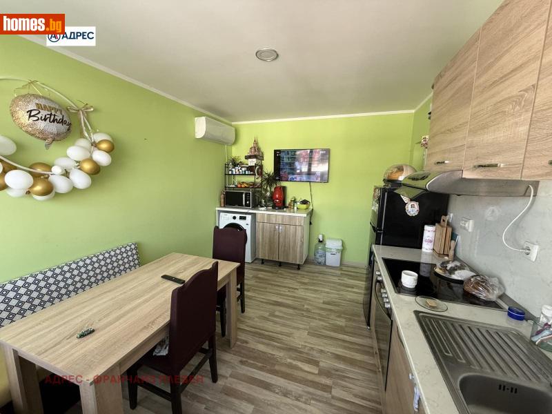 Тристаен, 93m² -  Център, Плевен - Апартамент за продажба - Адрес Плевен - 118677245