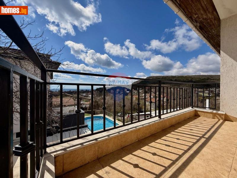 Тристаен, 98m² - Гр.Балчик, Добрич - Апартамент за продажба - RE/MAX Home - 118677331