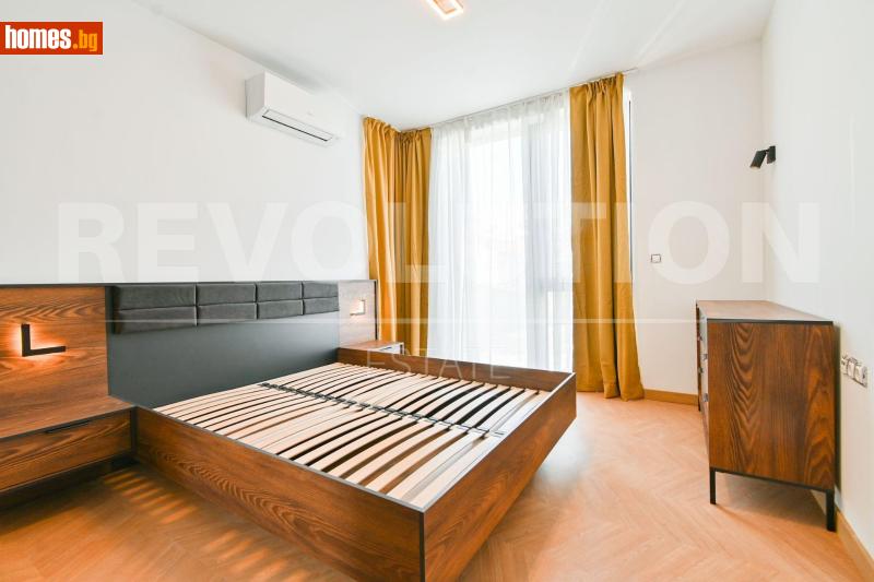 Тристаен, 121m² - снимка 4