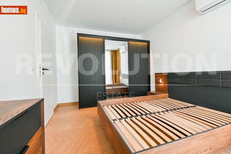Тристаен, 121m² - снимка 5