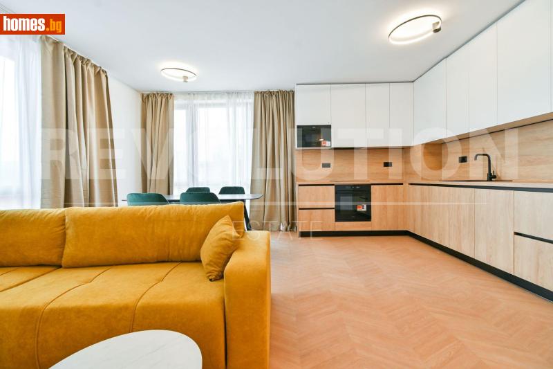 Тристаен, 121m² - снимка 2