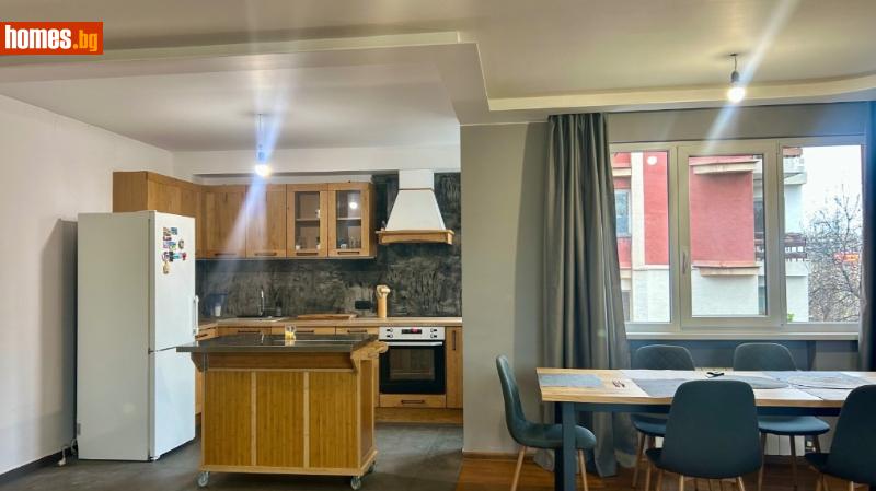 Тристаен, 122m² - снимка 2