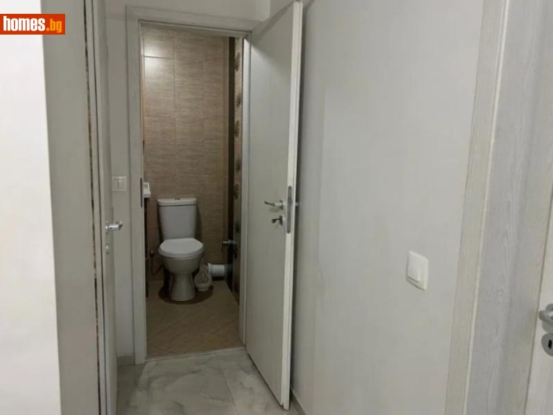 Тристаен, 122m² - снимка 10
