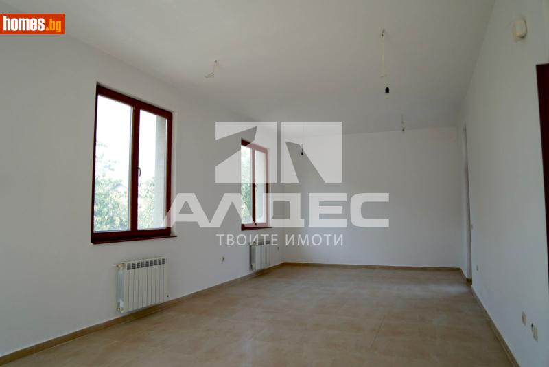 Двустаен, 88m²