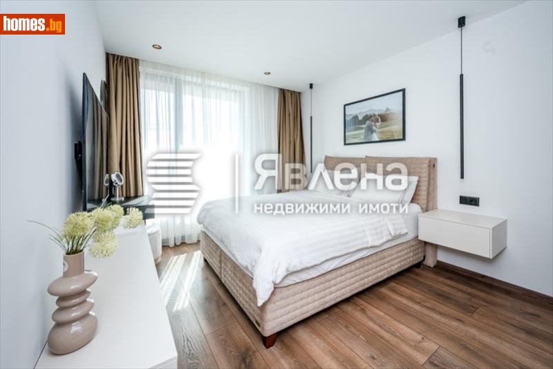 Тристаен, 110m² - снимка 9