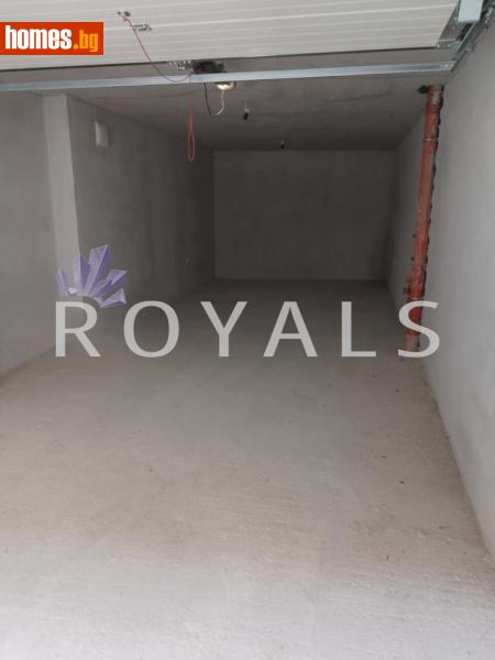 Гараж, 50m² -  Център, Варна - Апартамент под наем - РОЯЛС - 119225608