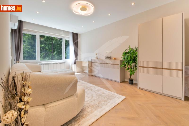 Тристаен, 84m² - снимка 2