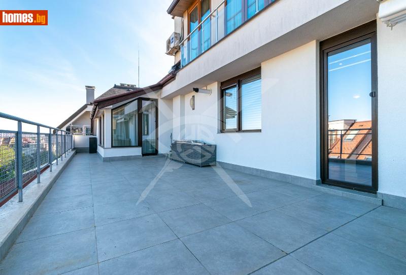 Тристаен, 200m² - снимка 10