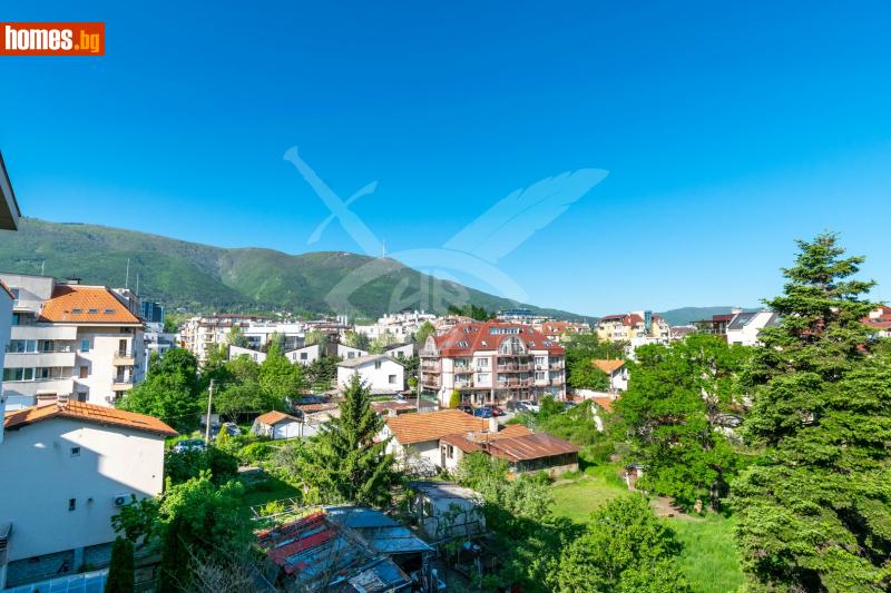 Тристаен, 200m² - снимка 9