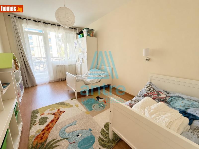 Тристаен, 103m² - снимка 4