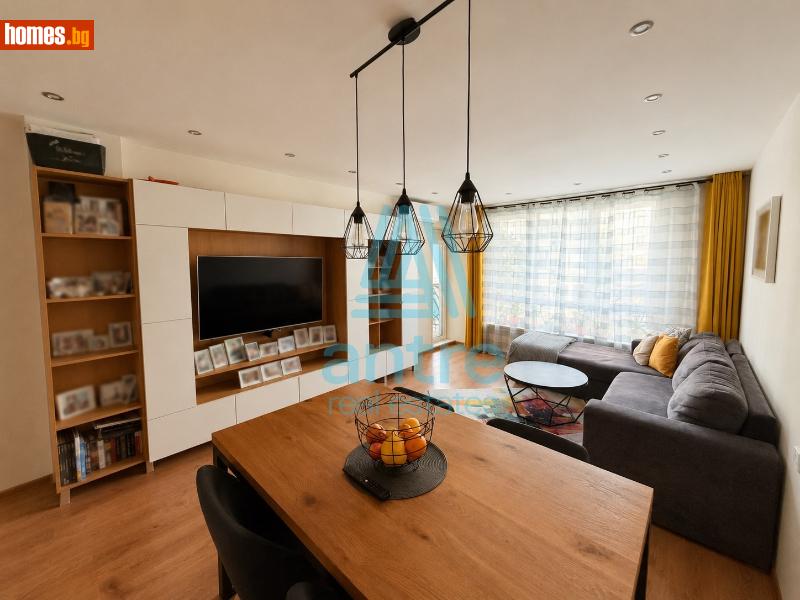 Тристаен, 103m² - снимка 3