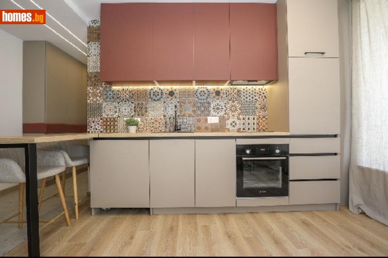 Тристаен, 104m² -  Център, София - Апартамент за продажба - Уни Комерс ООД - 119401804