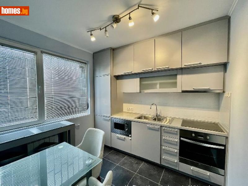 Тристаен, 100m² - Жк. Изток, София - Апартамент за продажба - Уни Комерс ООД - 119401865