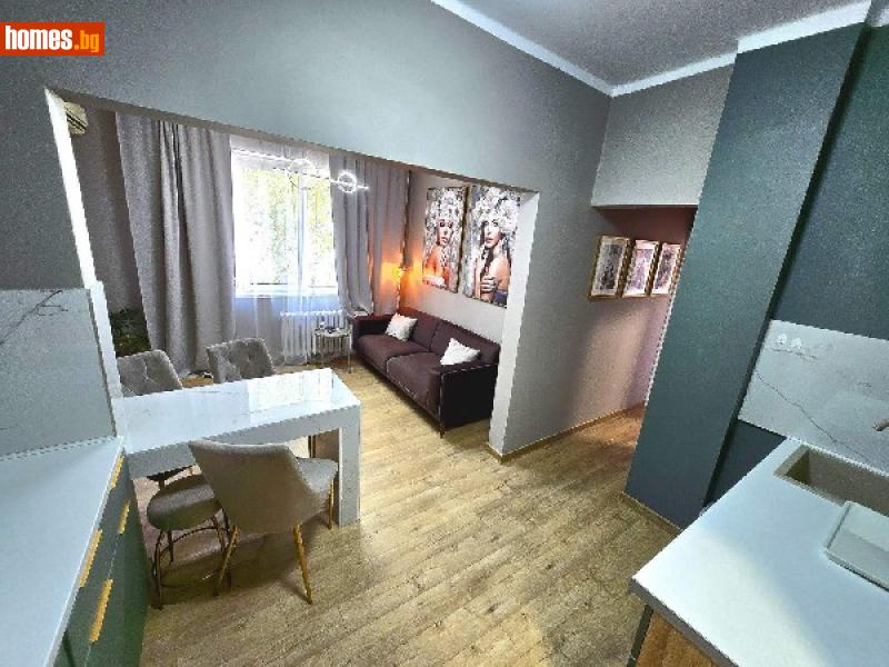 Тристаен, 68m² -  Център, София - Апартамент за продажба - Уни Комерс ООД - 119402498