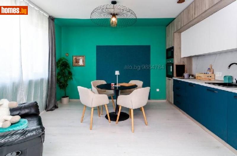 Къща, 240m² - Гр.Божурище, Божурище - Къща за продажба - Уни Комерс ООД - 119403835