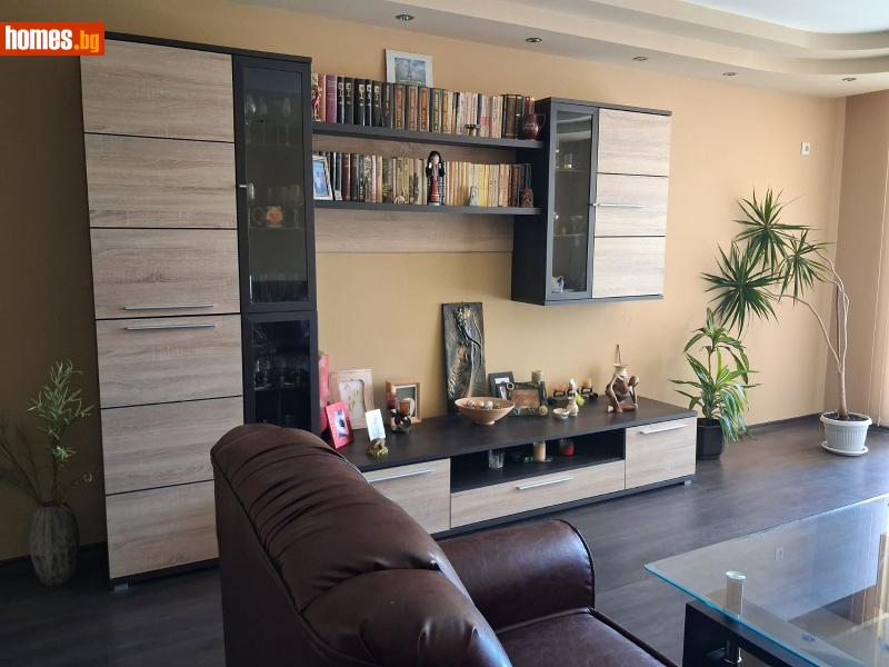 Тристаен, 108m² - Жк. Дружба, Хасково - Апартамент за продажба - ИРЕ недвижими имоти - 119479215