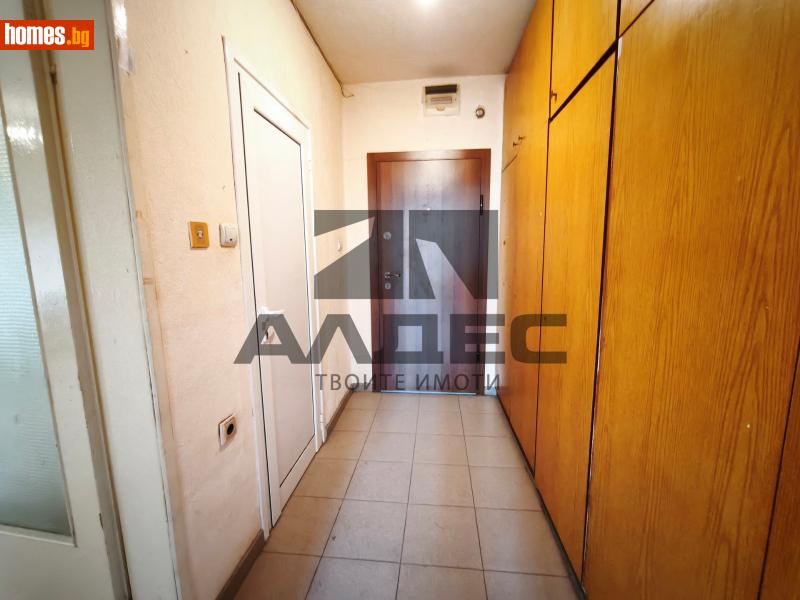 Двустаен, 50m² - снимка 7