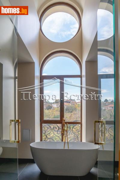 Мезонет, 350m² - Кв. Бриз, Варна - Апартамент за продажба - Петра Естейт - 119609323