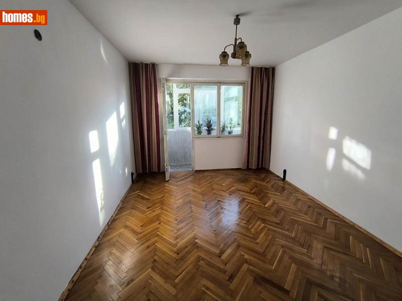 Тристаен, 82m² - Добрич, Добрич - Апартамент за продажба - Хъб Естейт ЕООД - 119641470