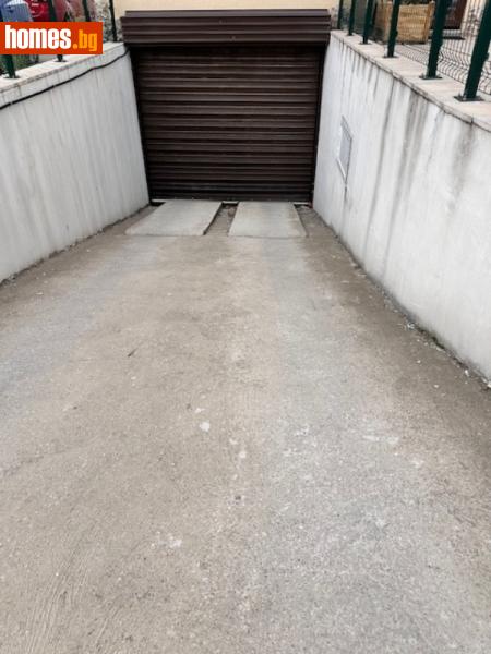 Гараж, 18m² - Жк. Бузлуджа, Велико Търново - Апартамент за продажба - Болкан Естейт - 119657134