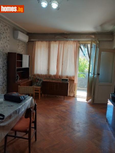 Двустаен, 79m²