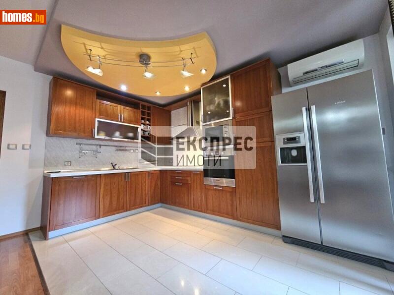Четиристаен, 110m²