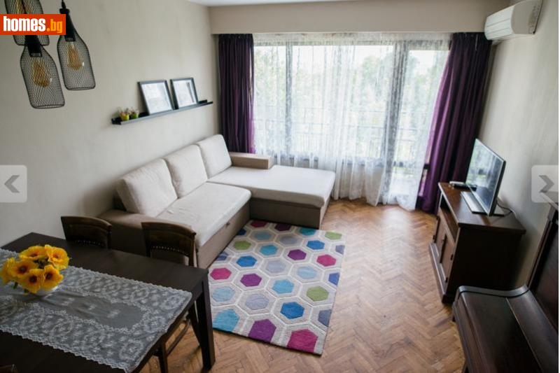 Тристаен, 88m²