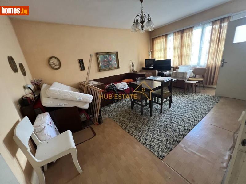 Тристаен, 90m² -  Център, Добрич - Апартамент за продажба - Хъб Естейт ЕООД - 119942369