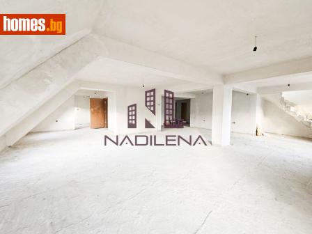 Четиристаен, 492m² - Апартамент за продажба - 120026932