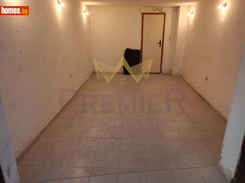 Гараж, 22m² -  Център, Варна - Апартамент за продажба - ИМОТИ ПРЕМИЕР - 120036696