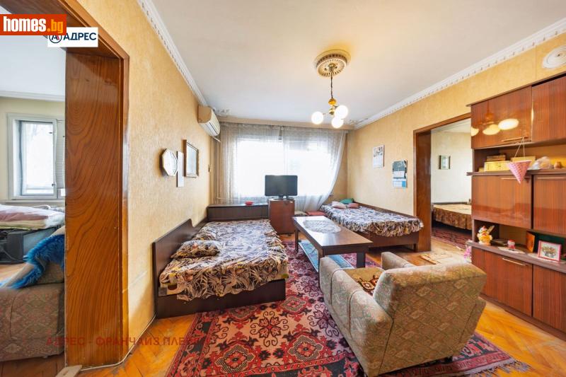 Тристаен, 85m² -  Център, Плевен - Апартамент за продажба - Адрес Плевен - 120070680