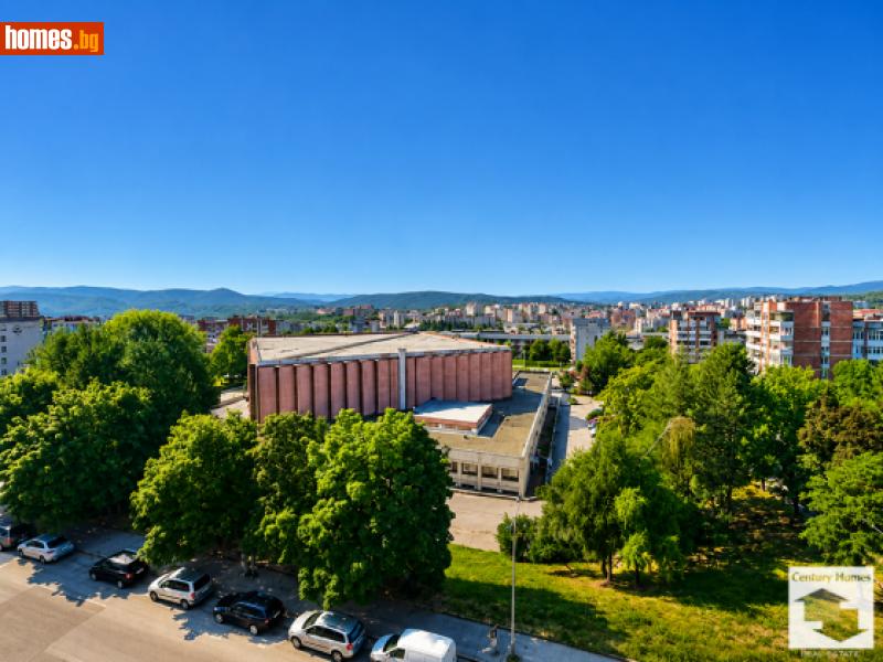 Тристаен, 80m² - Жк. Колю Фичето, Велико Търново - Апартамент за продажба - Сенчъри Хоумс ООД - 120110787