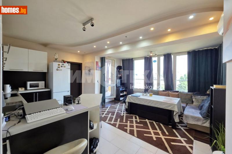 Двустаен, 69m²
