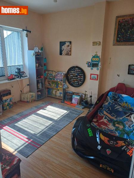 Тристаен, 80m² - снимка 2