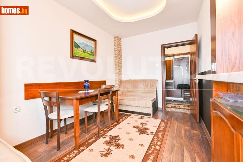 Тристаен, 74m² - снимка 3