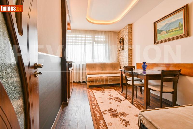 Тристаен, 74m² - снимка 7