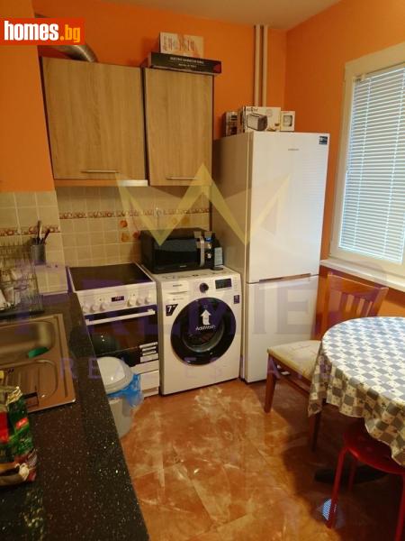 Двустаен, 66m² - снимка 4