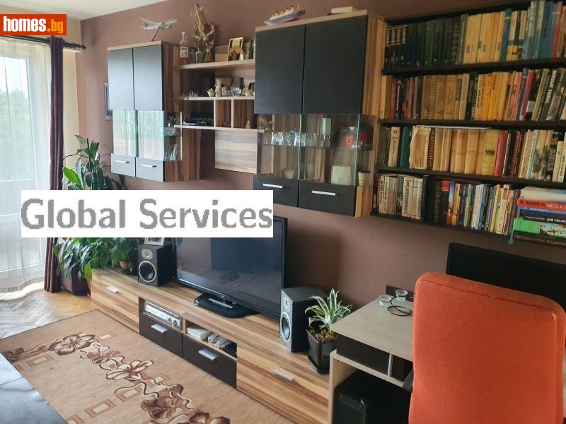 Двустаен, 70m² - снимка 1