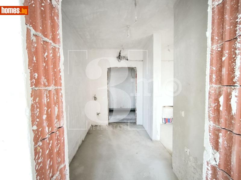 Двустаен, 77m² - снимка 3
