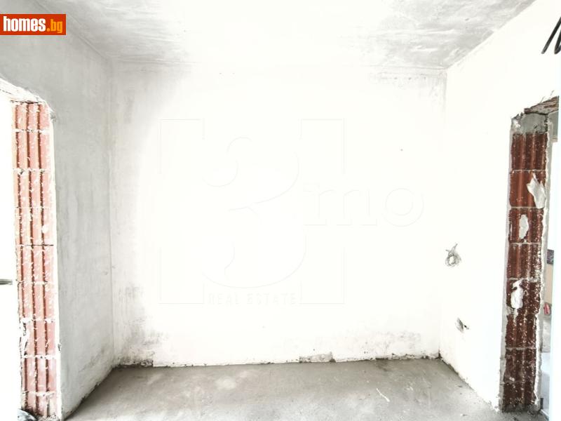 Двустаен, 77m² - снимка 4