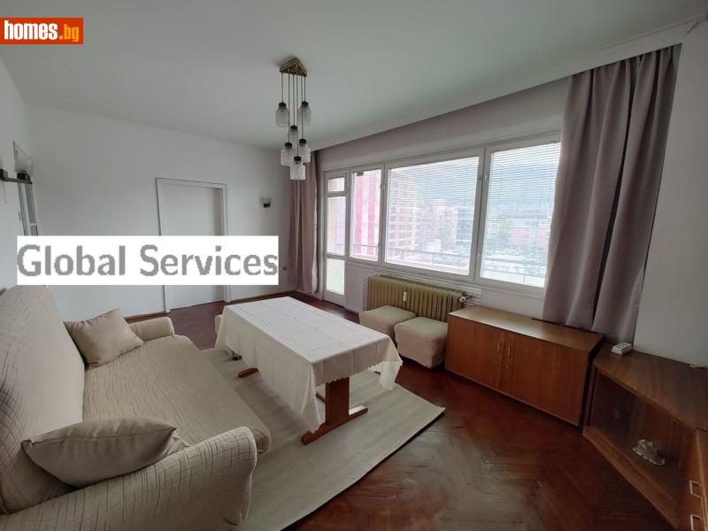 Тристаен, 80m² - снимка 1