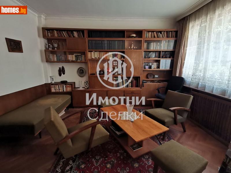 Тристаен, 78m² - снимка 3