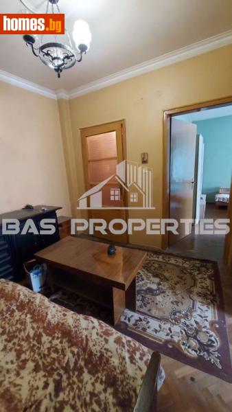 Тристаен, 78m² - снимка 2