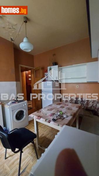 Тристаен, 78m² - снимка 3