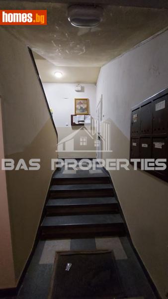 Тристаен, 78m² - снимка 9